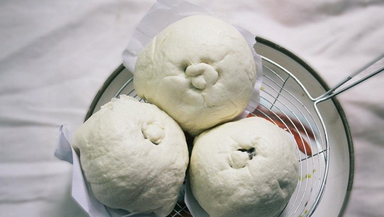 banh bao nhan bit tet